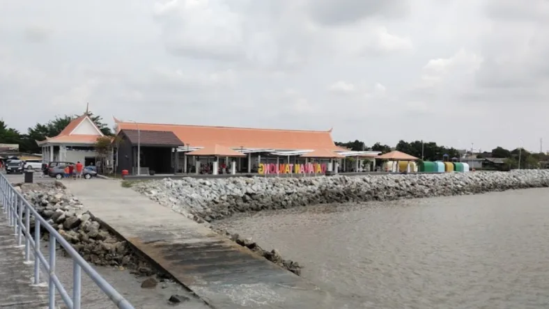 Pusat Latihan Perahu Layar Batu Laut