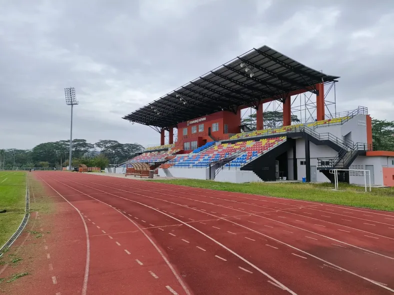 Stadium Bandar Baru Salak Tinggi